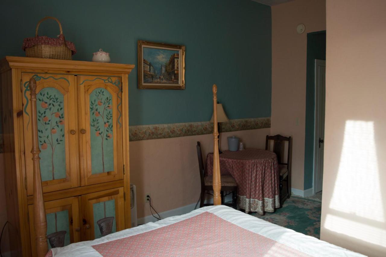 La Plaza Historic Hotel & Restaurant Walsenburg Kamer foto